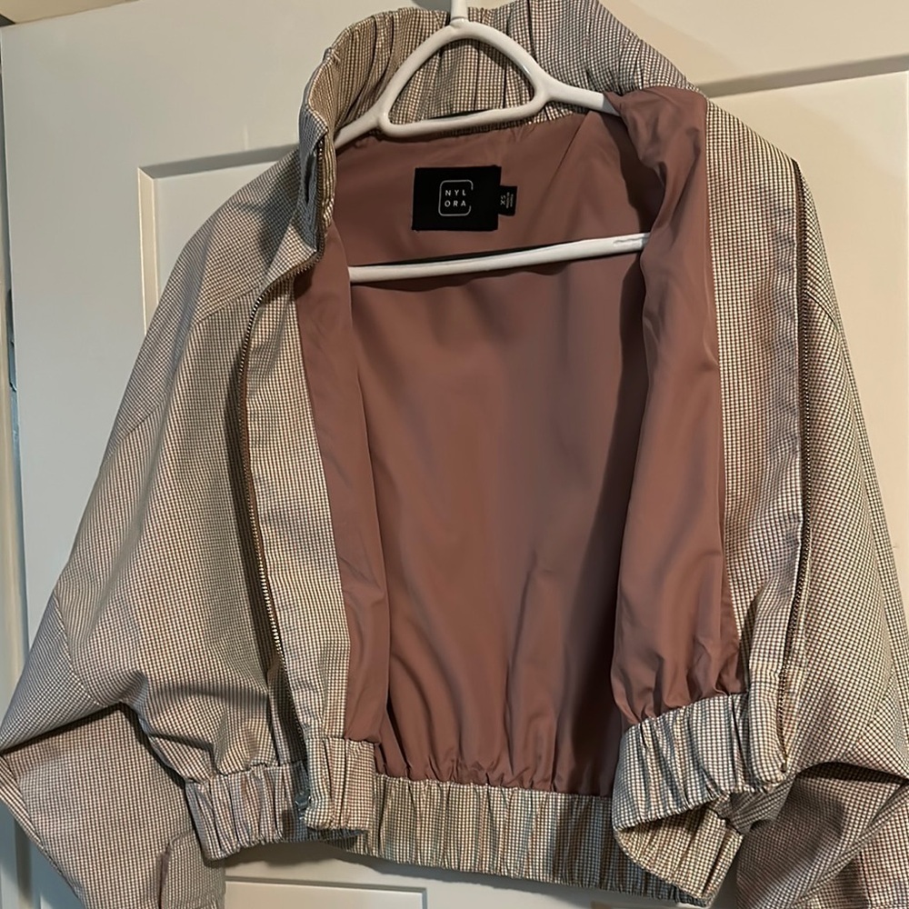 NYLORA | Stylish Gray Women's Jacket - Picture 14 of 17